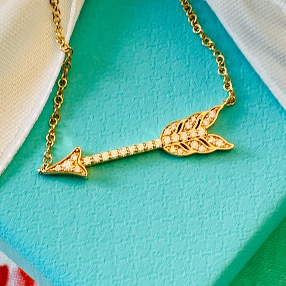 ♥️❌❌SOLD ❌❌Authentic Tiffany 18k Yellow Gold Diamond Arrow ♥️ - Picture 2 of 13